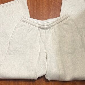 Wild Fable women’s sweats